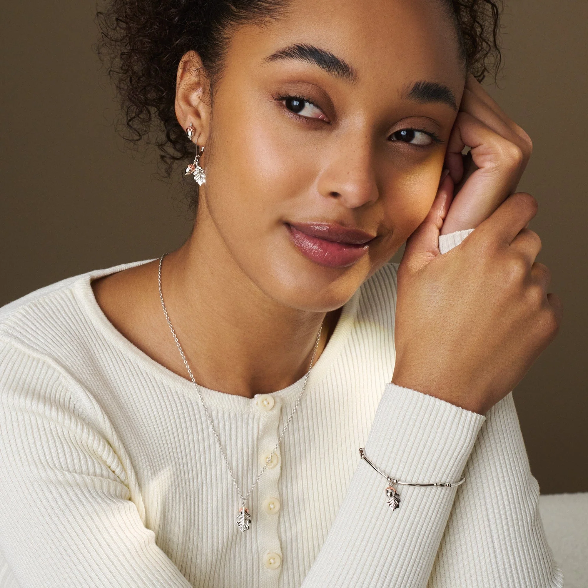 Royal Clogau® Sterling Silver Oak Leaf Stud Earrings - Image 3
